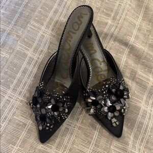 Elegant Black Floral Embellished Sam Edelman Dorcy Kitten Heel